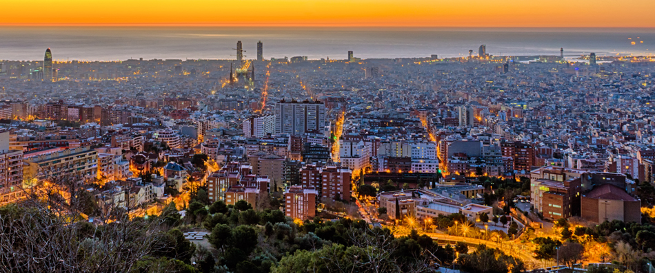 Barcelone Vue Depuis Le Tibidabo À La Nuit Tombante
