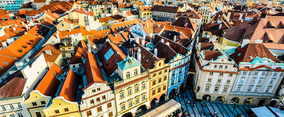 Vue aérienne des toits de Prague