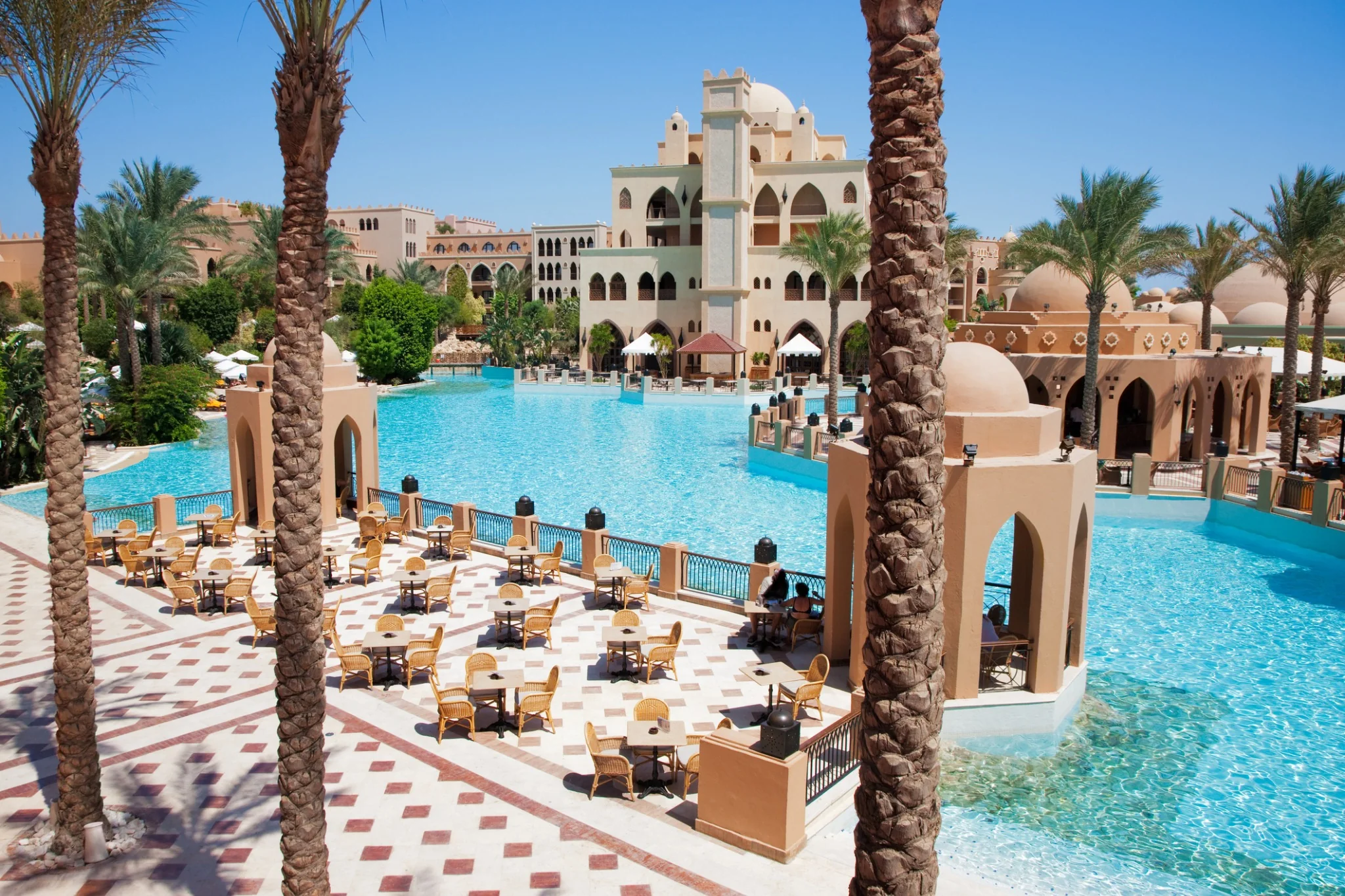 Hôtel de luxe all inclusive en Égypte, idéal pour un séjour de 7 à 14 jours